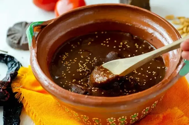 Mole poblano · 8 oz