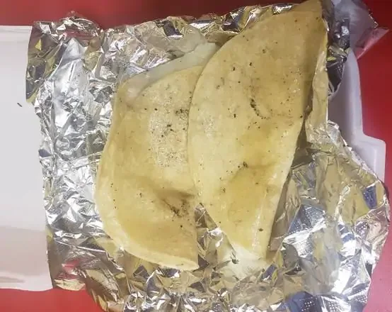2 quesadillas de maíz